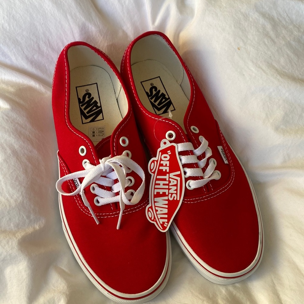 Vans Authentic in Red (no tag)